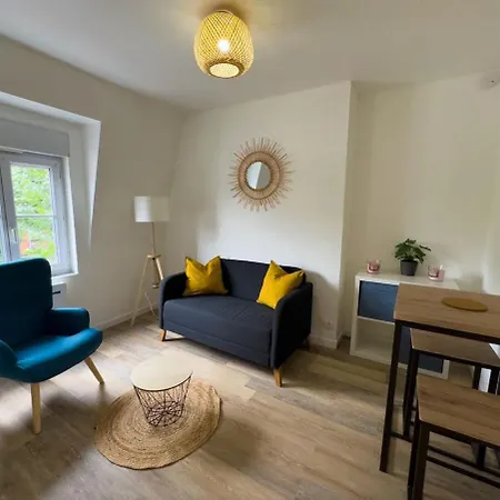 T 2 Proche Gare דירה