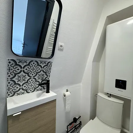 T 2 Proche Gare דירה